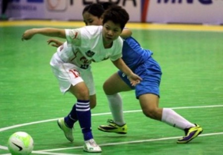 Female futsal squad wins international tourney in Indonesia